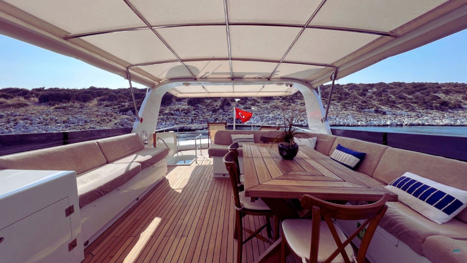 Private yacht for families and groups in Bodrum