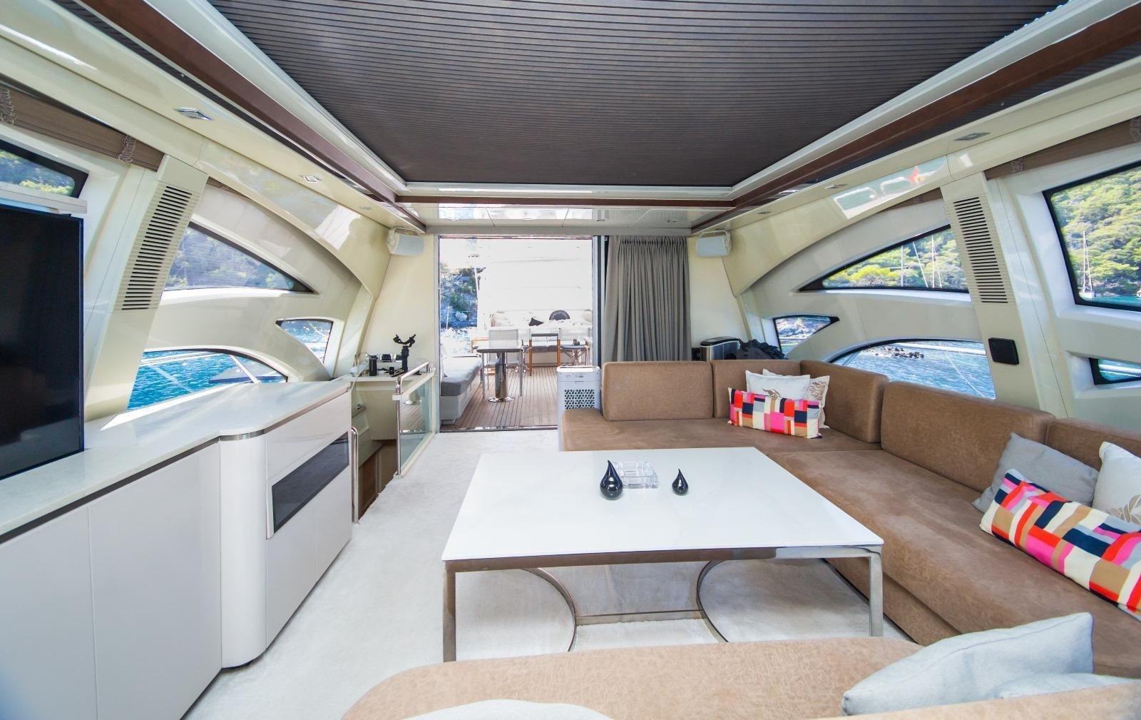 Main saloon interior of LUX-AZM86 Azimut yacht